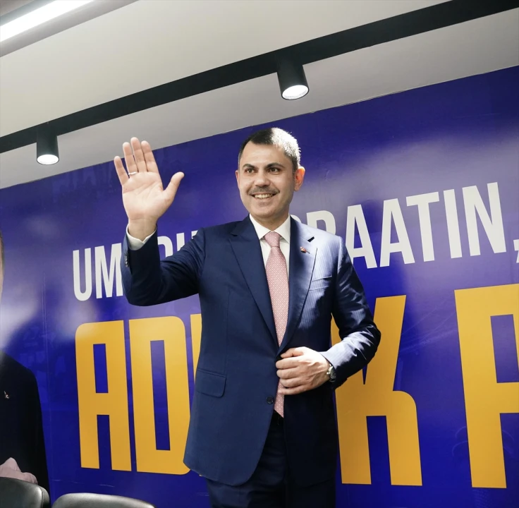 Bakan Murat Kurum'un Güngören Ziyaretinde Büyük Coşku