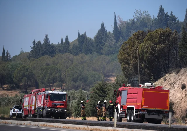 İzmir Aliağa'da Korkutan Yangın Söndürüldü