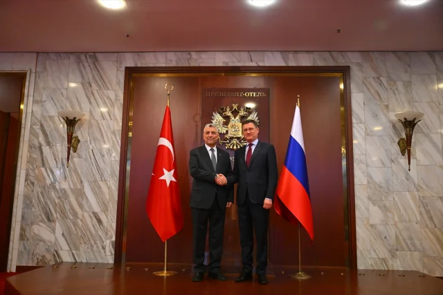 Türkiye ve Rusya Arasında Ticaret Köprüsü Kuruldu