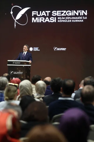 Fuat Sezgin'in İzinden: İslam Bilim Tarihinde Köprüler Kuruyoruz