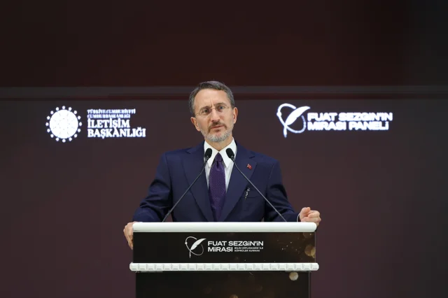 Fuat Sezgin'in İzinden: İslam Bilim Tarihinde Köprüler Kuruyoruz