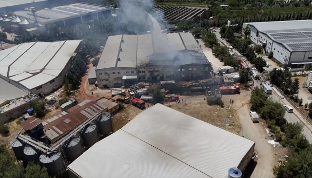 Adıyaman'da Fabrikada Yangın Krizi Yönetimi Başarıyla Tamaml...