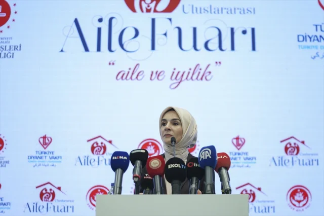Aile Fuarında Dijitalleşmenin Aileler Üzerindeki Etkisi Tartışıldı