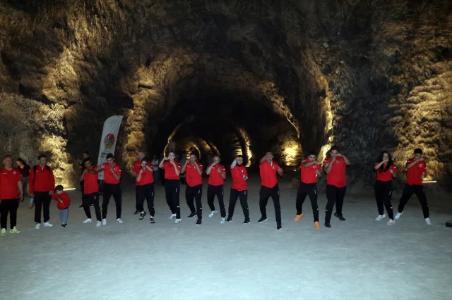 Savate Combat Milli Takımı, Tuz Mağarasında Eşsiz Bir Antrenman Deneyimi Yaşadı
