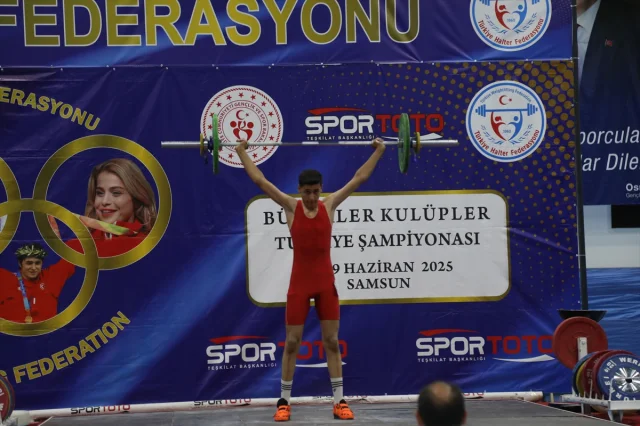 Samsun'da Heyecan Fırtınası: Kulüpler Türkiye Halter Şampiyonası Başladı
