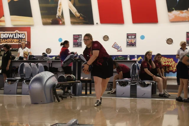 Türkiye Bowling Şampiyonası Başladı: Genç Sporculardan Büyük İlgi