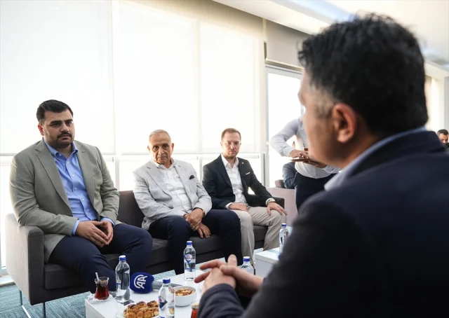 İzmir'deki Kriz ve Çözüm Arayışları: AK Parti'den Önemli Açıklamalar