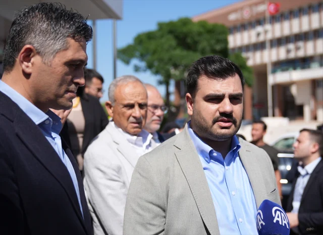 İzmir'deki Kriz ve Çözüm Arayışları: AK Parti'den Önemli Açıklamalar