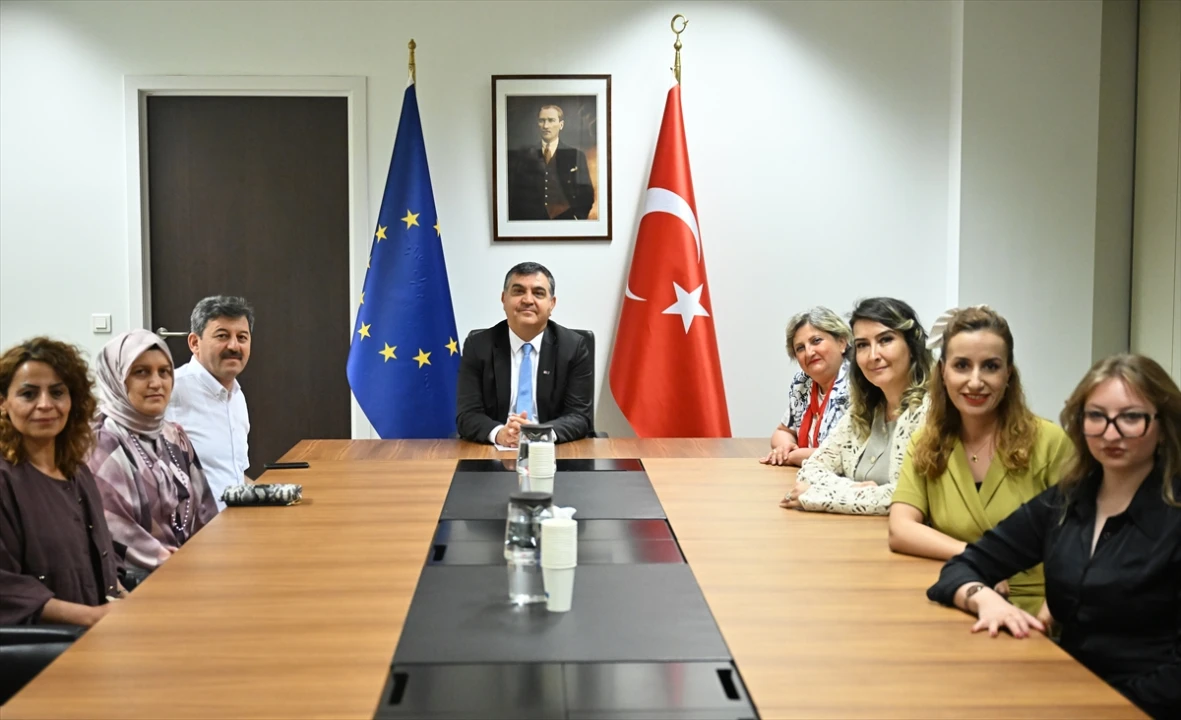 Brüksel'de Türk Öğretmenlerle Yenilikçi Eğitim Atölyeleri