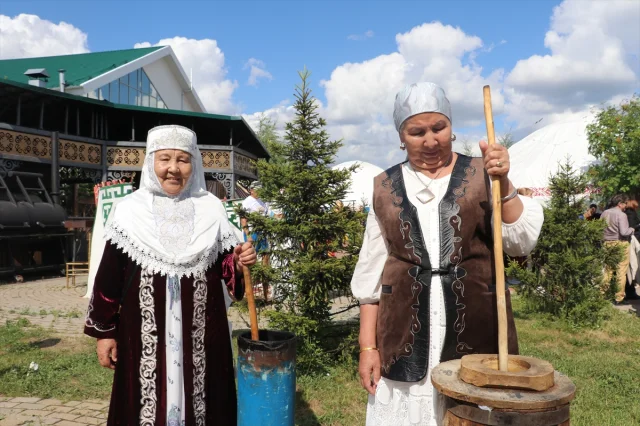 Kazakistan'ın Geleneksel Mirası Kımız Festivali Hayran Bıraktı