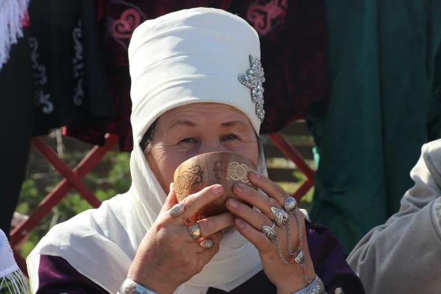 Kazakistan'ın Geleneksel Mirası Kımız Festivali Hayran Bıraktı