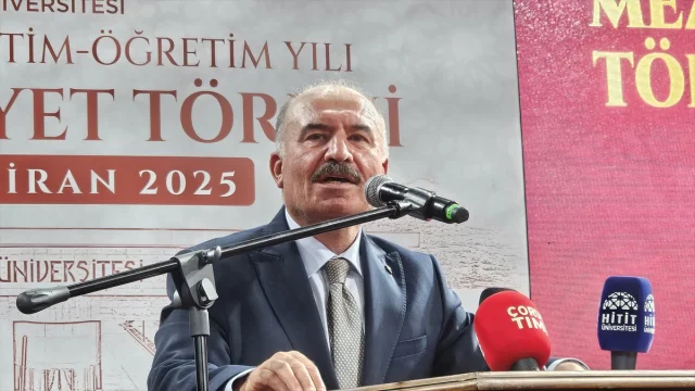 Hitit Üniversitesinde Coşkulu Mezuniyet Töreni