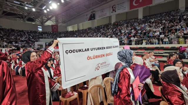 Hitit Üniversitesinde Coşkulu Mezuniyet Töreni