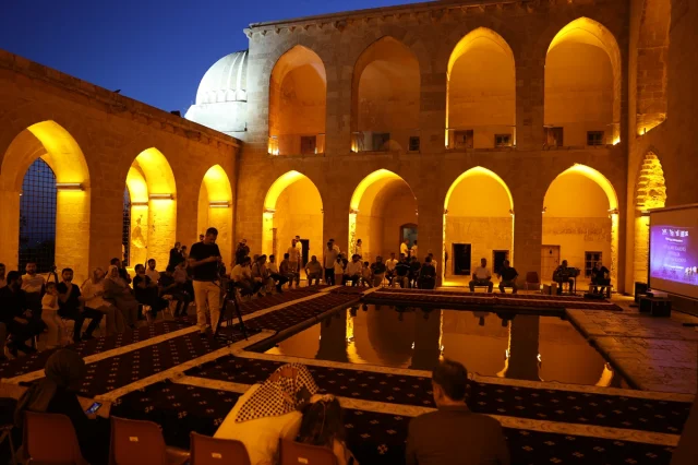 Mardin'de Tarih ve Barış Konuşuldu Mardin-Kudüs İlişkisi Ele Alındı