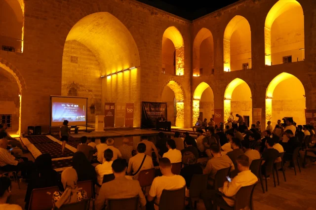Mardin'de Tarih ve Barış Konuşuldu Mardin-Kudüs İlişkisi Ele Alındı