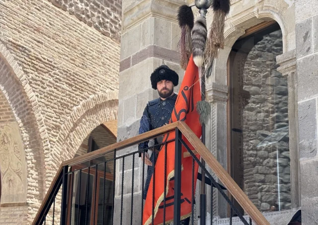 Konya'nın Tarihi Mirası Selçuklu Kutlamalarıyla Şenlendi