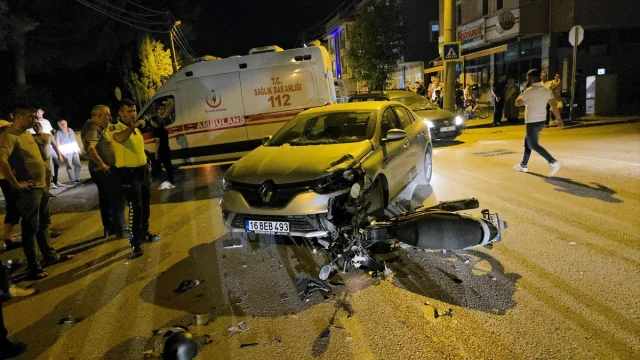 Bursa'da Trafik Kazası: Motosiklet Sürücüsü Ağır Yaralandı