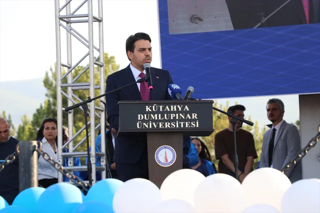 Kütahya Dumlupınar Üniversitesi'nde Muhteşem Mezuniyet Töreni