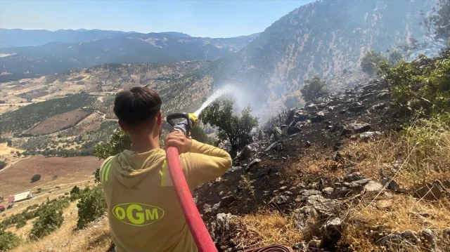 Kahramanmaraş’ta Orman Yangınına Karşı Yoğun Mücadele