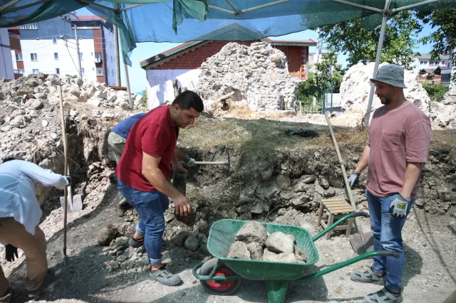 Ordu'daki Aziz Konstantin ve Helena Manastırı Gizemlerini Aralıyor