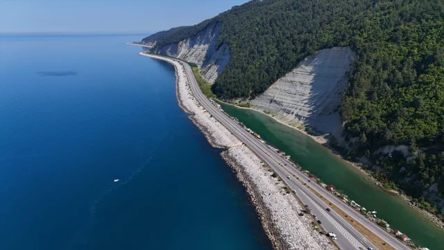 Karadeniz Sahil Yolu'nda Samsun-Sinop Arası Manzara Şöleni