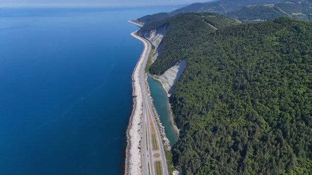 Karadeniz Sahil Yolu'nda Samsun-Sinop Arası Manzara Şöleni