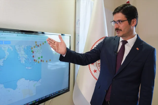 Sağlık Bakanlığı Türkiye Genelinde Plaj Su Kalitesini İzliyor