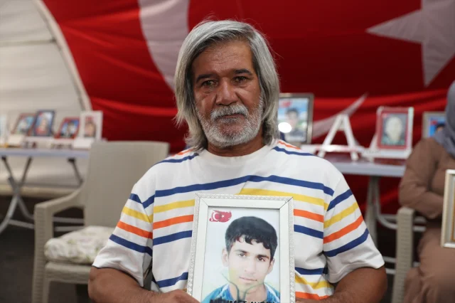 Diyarbakır'da Annelerin Umudu Yitirmeyen Direnişi