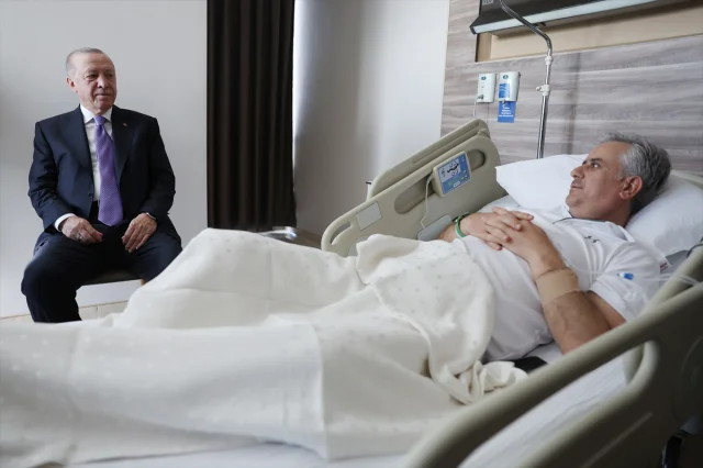 Cumhurbaşkanı Erdoğan'dan Hastane Ziyareti