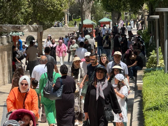 Şanlıurfa Sıcak Hava Dalgasıyla Mücadele Ediyor