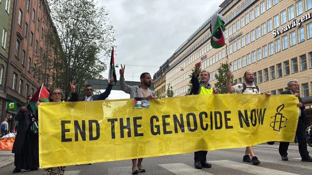 İsveç'te Filistin İçin Büyük Protesto Yürüyüşü Düzenlendi