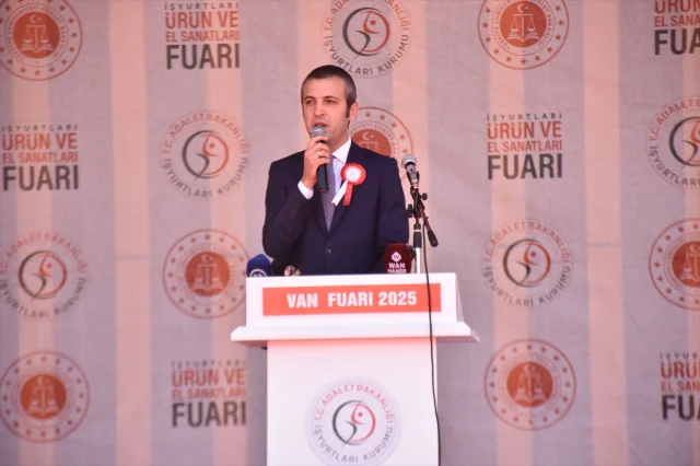 Van'da Açılan Fuar Hükümlülerin Yeteneğini Gözler Önüne Seriyor