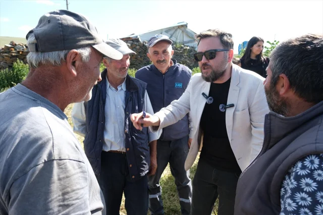 Ardahan'da Düzenlenen Bilim Kafe Buluşmasında Buzağı Sağlığına Dair Bilgilendirme Yapıldı