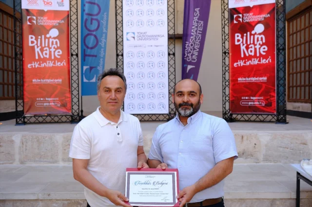 Tokat'ta Bilim Kafe'de Keneler ve Neden Oldukları Hastalıklar Masaya Yatırıldı