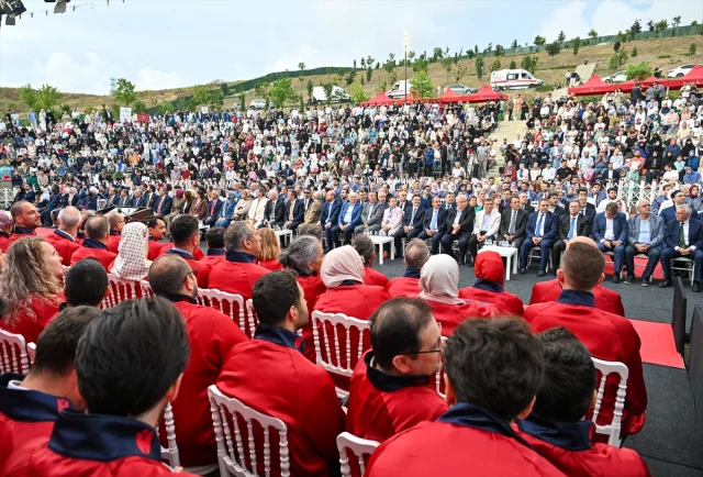 Cumhurbaşkanı Yardımcısı Yılmaz'dan Mezuniyet Töreninde Güçlü Mesajlar