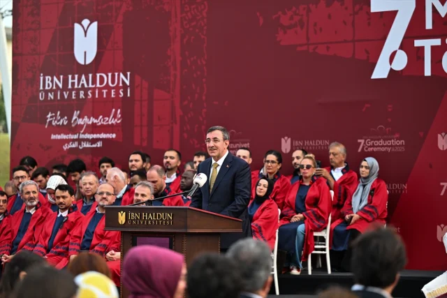 Cumhurbaşkanı Yardımcısı Yılmaz'dan Mezuniyet Töreninde Güçlü Mesajlar