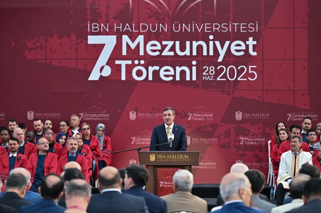 Cumhurbaşkanı Yardımcısı Yılmaz'dan Mezuniyet Töreninde Güçlü Mesajlar
