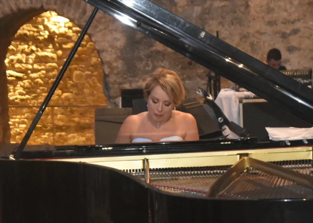 Piyanist Rüya Taner Anemurium Antik Kenti'nde Unutulmaz Bir Gece Yaşattı