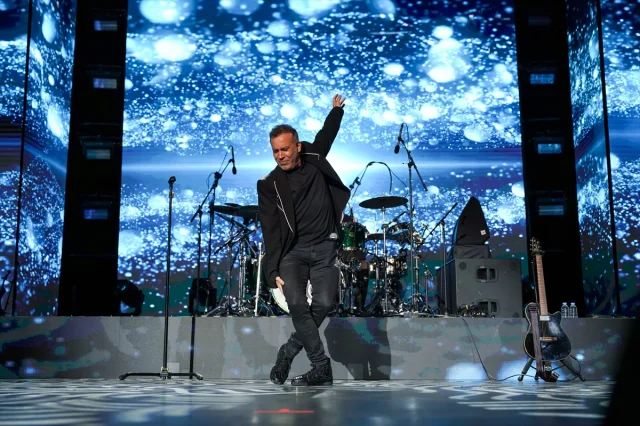 Haluk Levent'ten 30. Yılında Harbiye'de Unutulmaz Gece