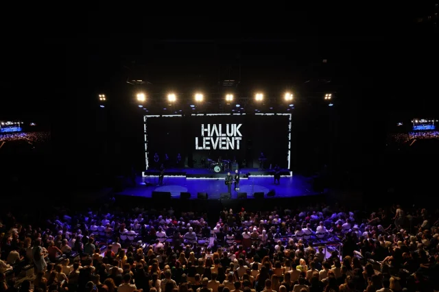 Haluk Levent'ten 30. Yılında Harbiye'de Unutulmaz Gece