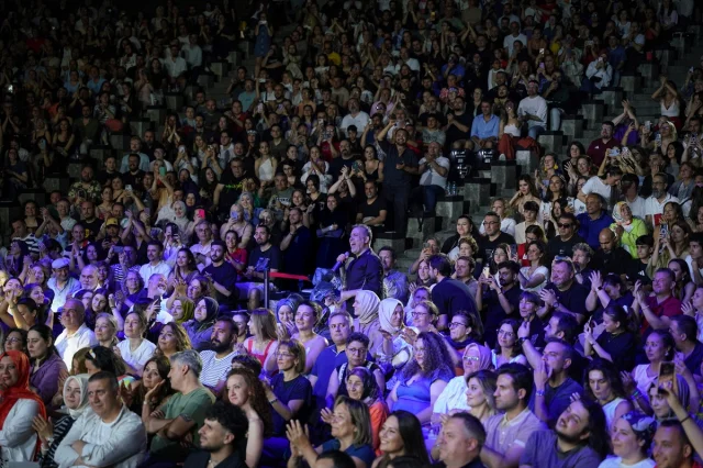 Haluk Levent'ten 30. Yılında Harbiye'de Unutulmaz Gece