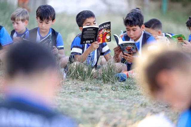 Bursa'da Sporcunu Kitapla Hazırlayan Kulüp: Mudanya Altai