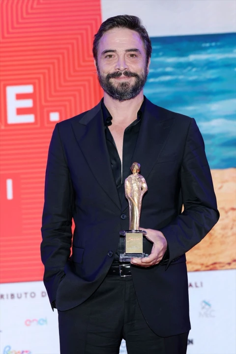 Ahmet Kural Gassal Dizisiyle İtalya'da Büyük Ödül Aldı