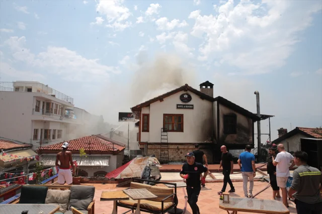Antalya Kaleiçi Tarihi Dokusu Yangın Tehlikesi Altında