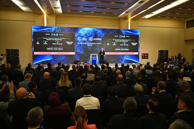 Küresel Ulaştırma Zirvesi İstanbul'da Gerçekleşti