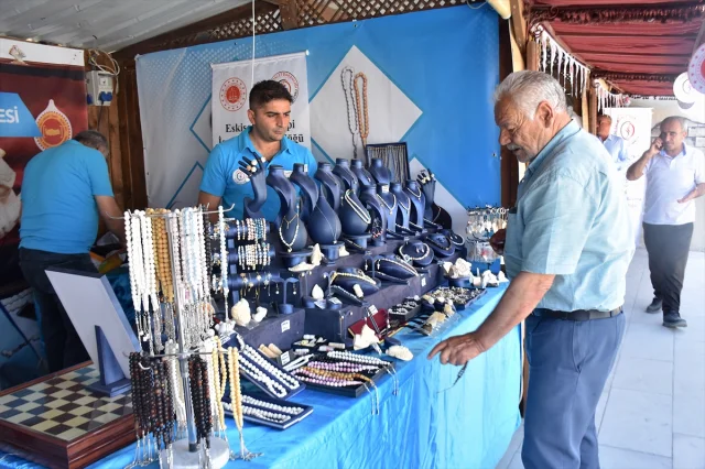 Van’da El Sanatları ve İşyurtları Ürünleri Fuarı Büyük İlgi Görüyor