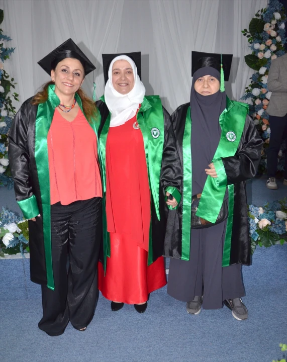 34 Yaş Üstü Kadınlar Üniversite Hayali Gerçek Oldu