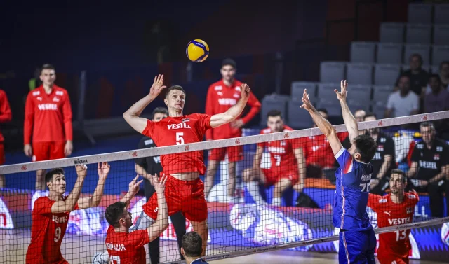 A Milliler FIVB Milletler Ligi'nde Büyüleyici Mücadeleye Dev...