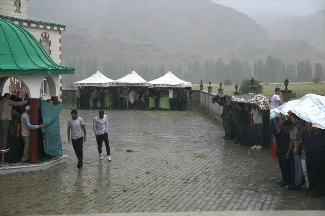 Erzurum'da Göçük Faciasında Hayatını Kaybeden İşçiler Son Yolculuğuna Uğurlandı