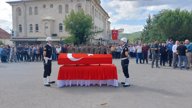 Sakarya'da Şehit Düşen Özel Harekat Kursiyerine Son Veda